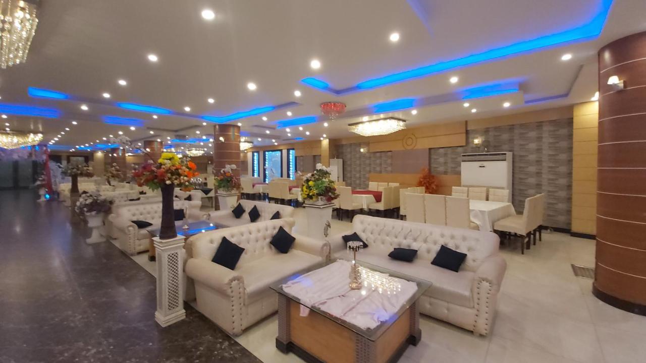 Royaute Luxury Hotel 锡亚尔科特 外观 照片